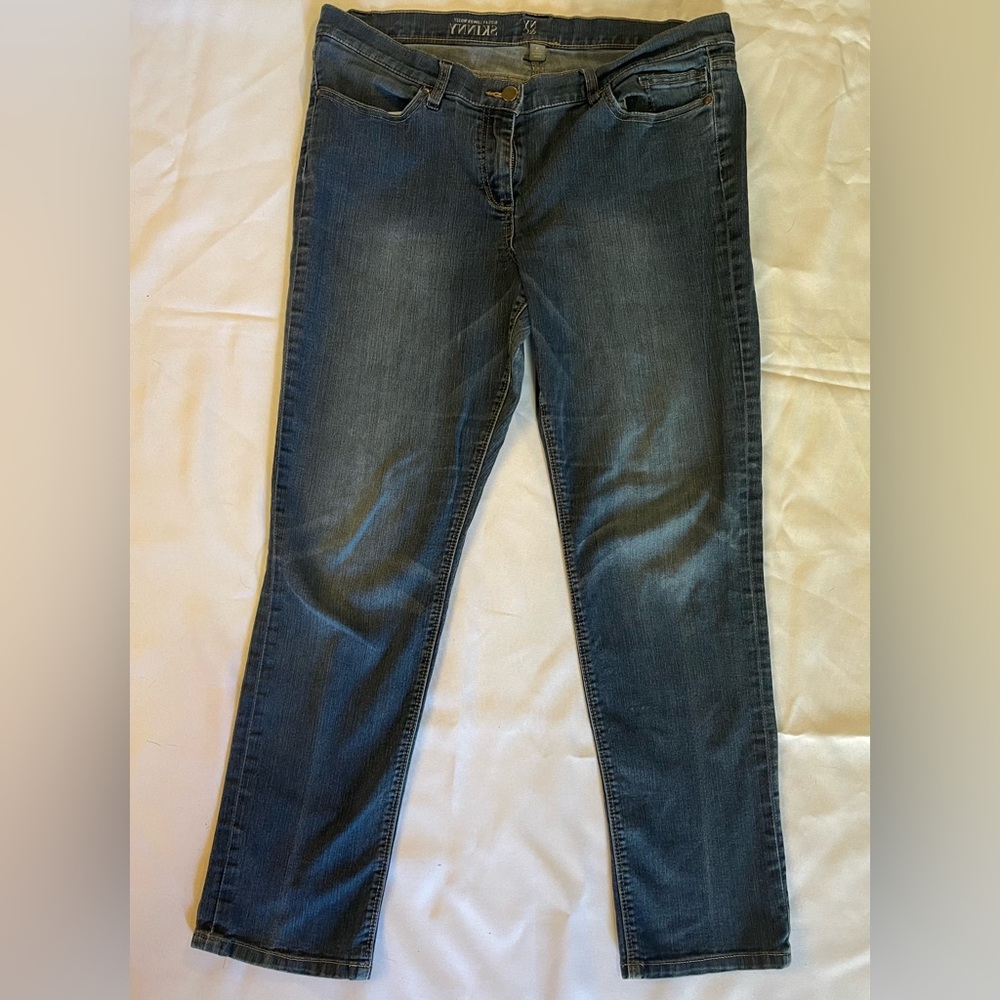 NY&C Ladies Skinny Jeans Size 18
